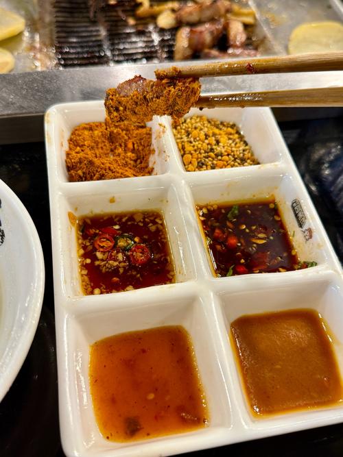 天天向上 大学路美食