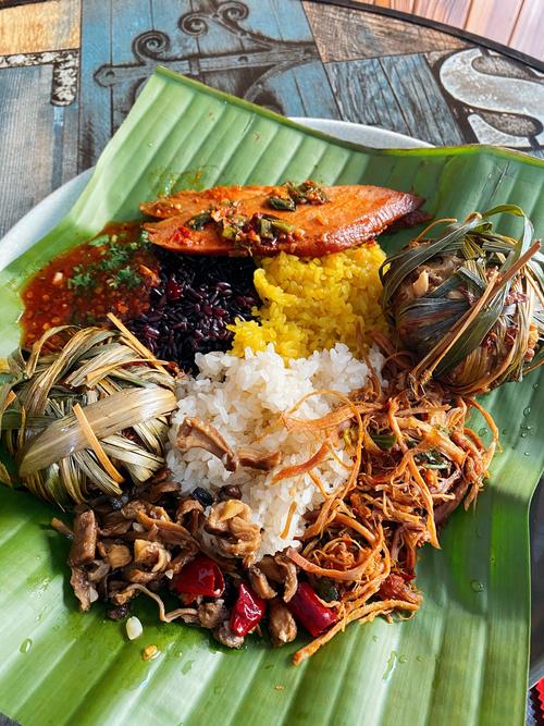 西双版纳景洪特色美食