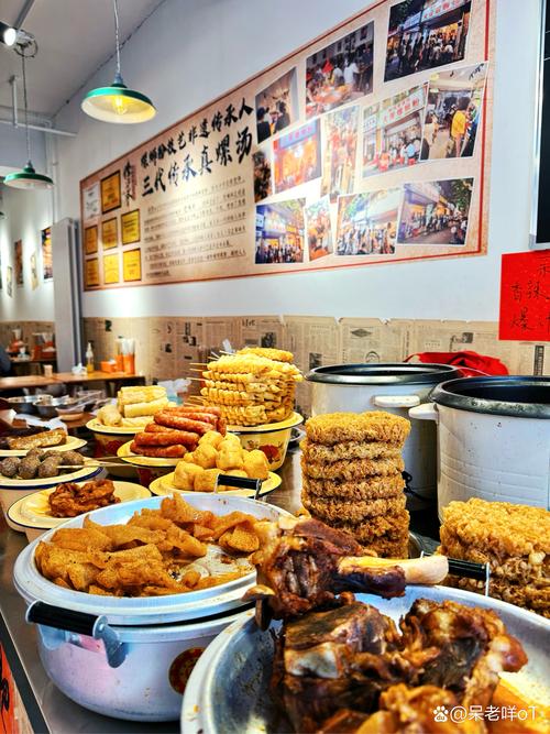 静海老街里美食汇在哪