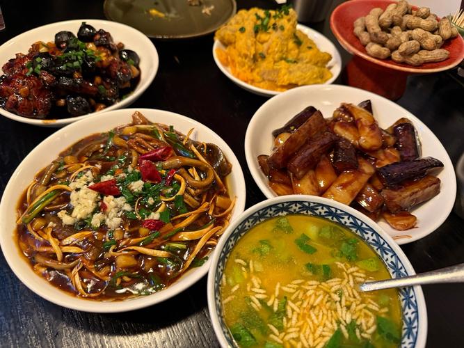 上海当地特色美食餐厅