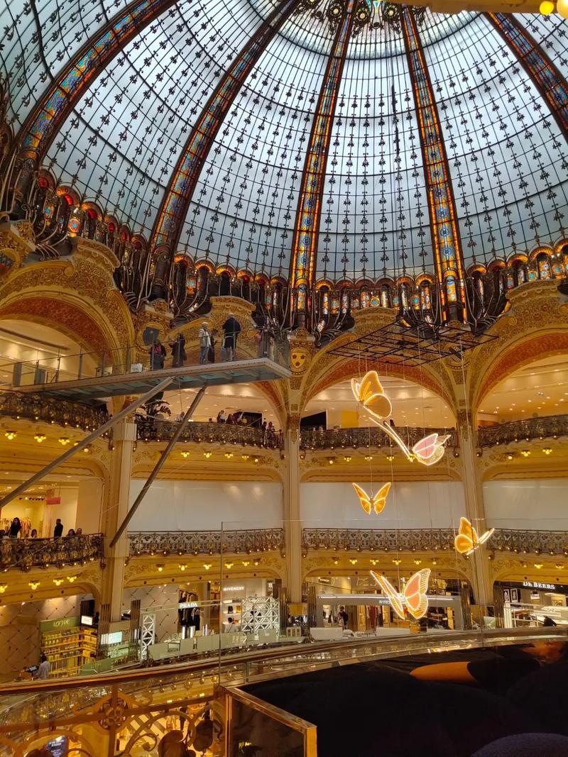 法国巴黎老佛爷购物攻略