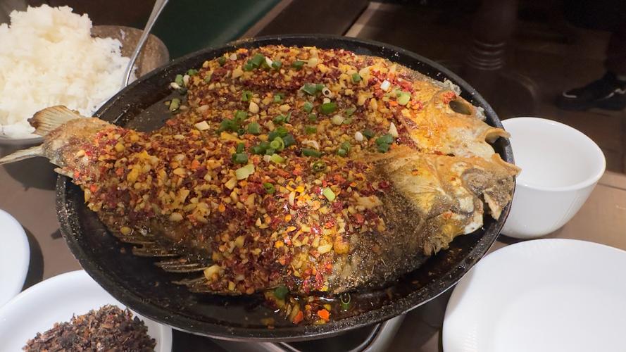 张家界汽车站附近美食