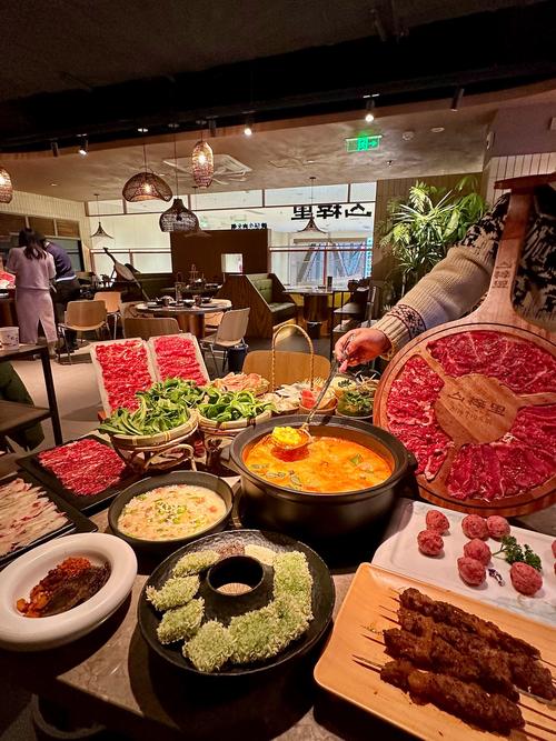 合肥天鹅湖银泰城美食