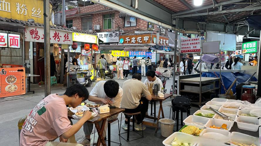 合肥大学城美食街租金