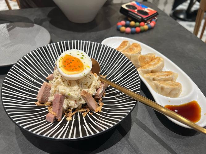 港汇恒隆广场美食推荐