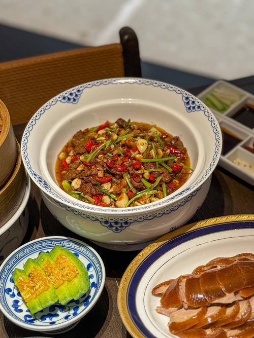 合肥政务区银泰城美食