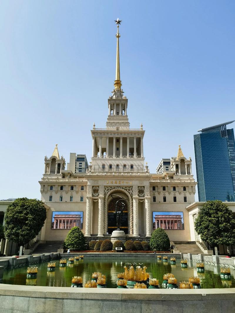 上海展览中心停车攻略