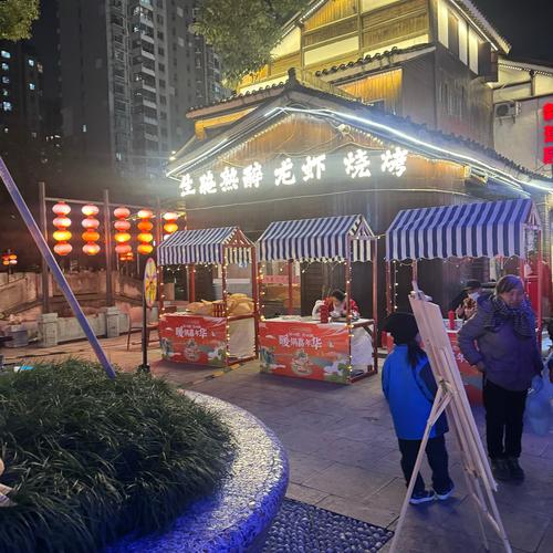 胜利河美食街营业时间