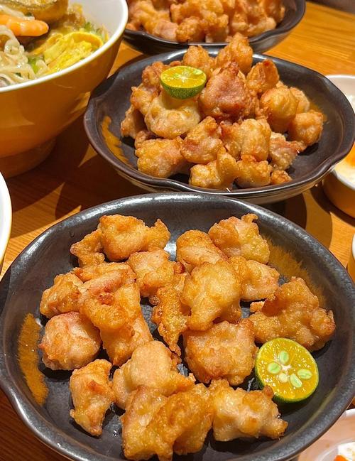 黄龙体育中心附近美食