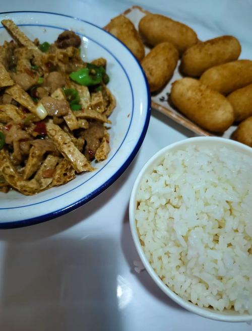 华中师范大学附近美食