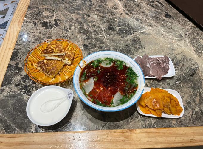 兰州中川机场附近美食