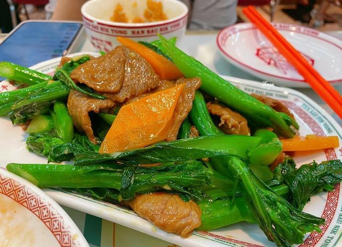 广州东站东方宝泰美食