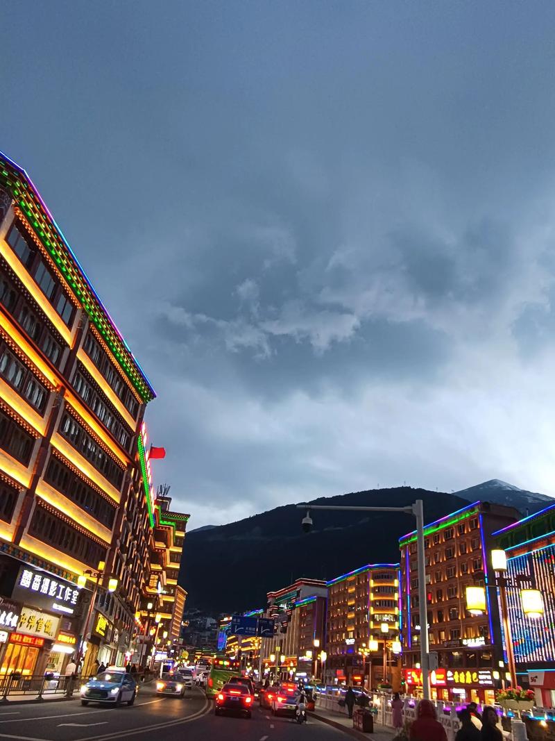 四川甘孜旅游景点有哪些