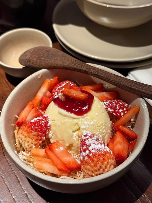 青岛万象城美食在几楼