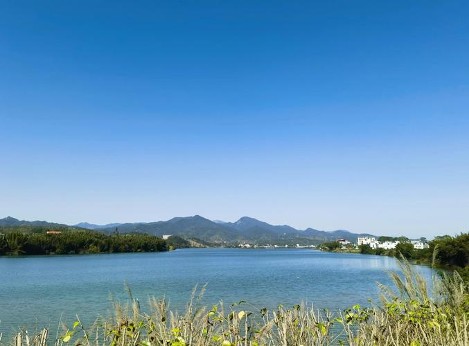 江西靠近广东的旅游景点