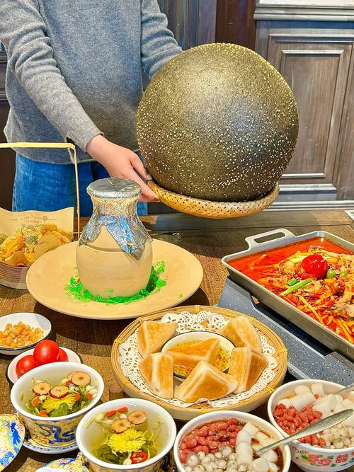 湖滨银泰in77美食