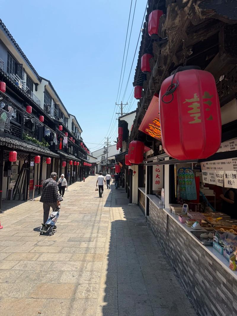 苏州哪里有美食一条街