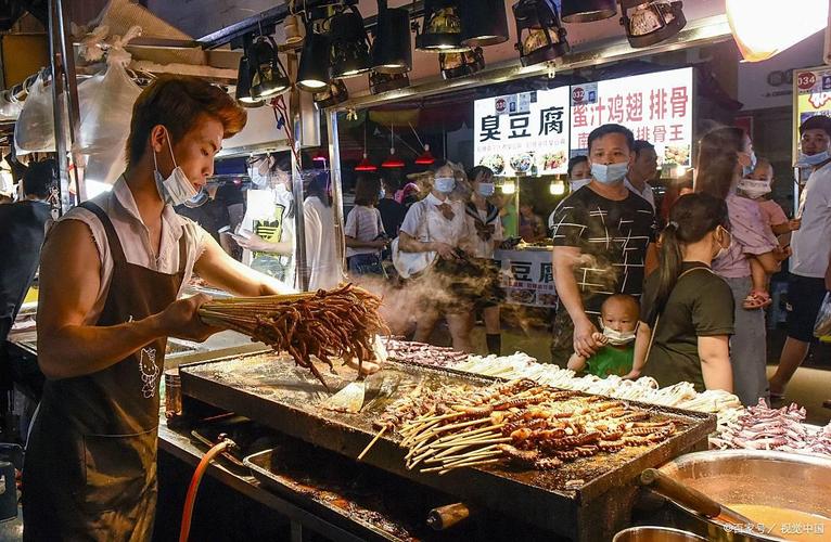 南宁中山路美食街必吃