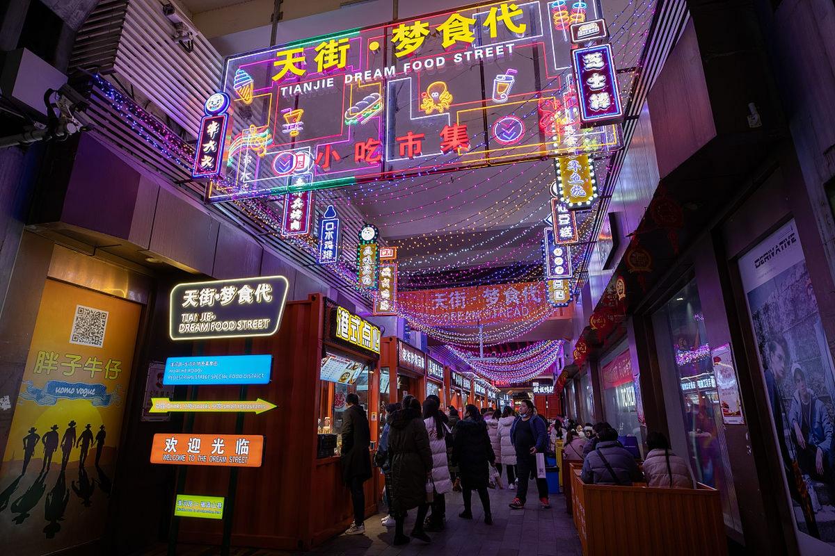 南宁中山美食街在哪里