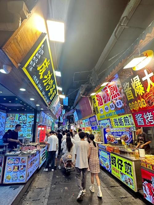 厦门曾厝垵美食一条街