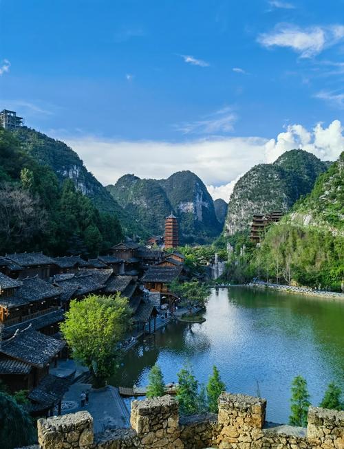 兴义旅游景点有哪些地方