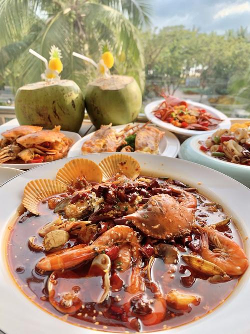 三亚哪里有好吃的美食