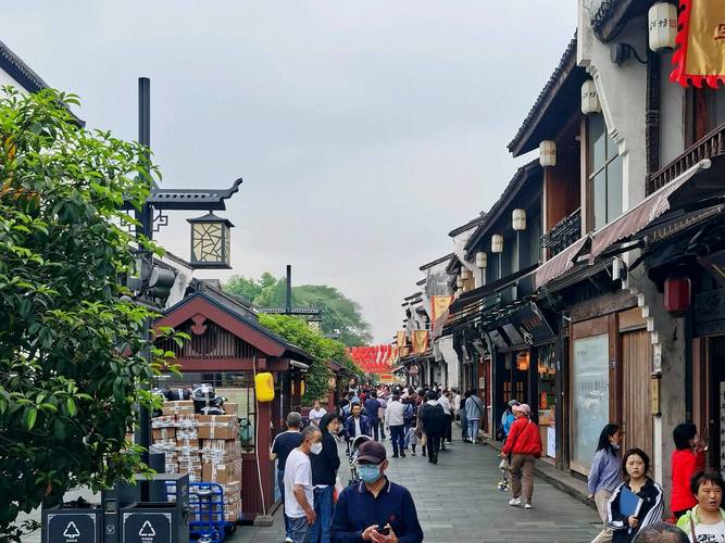 杭州美食一条街在哪里