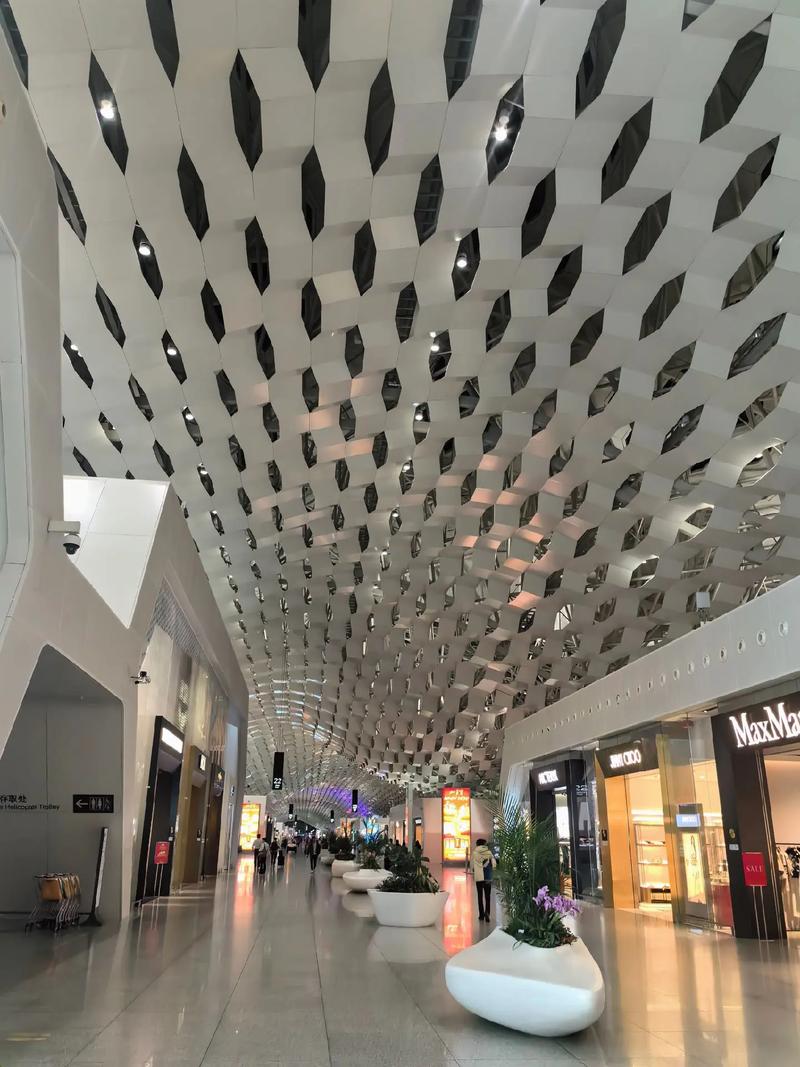 深圳宝安机场过夜攻略