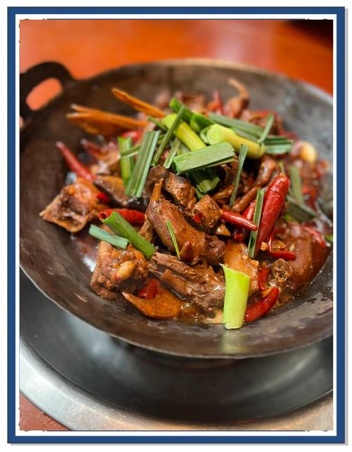 岳阳火车站附近美食