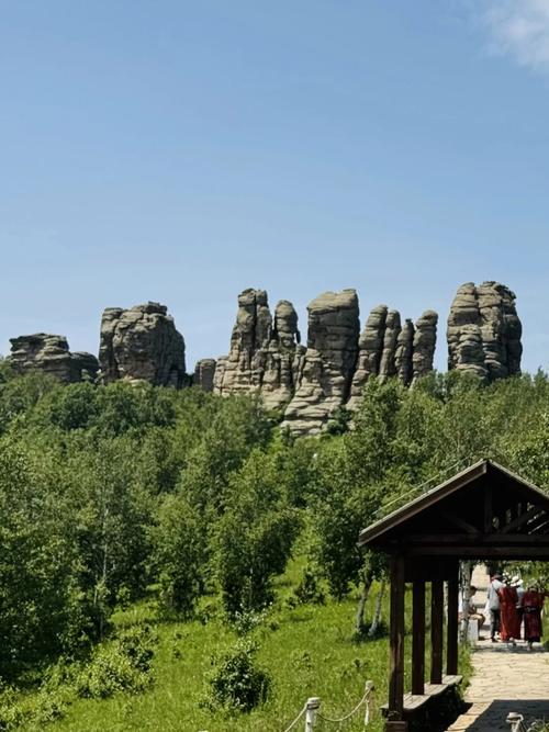 赤峰附近旅游景点一日游