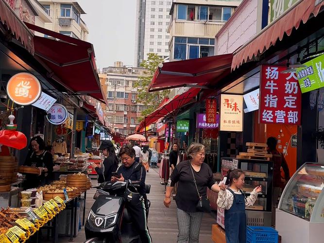 镇江江大美食街在哪