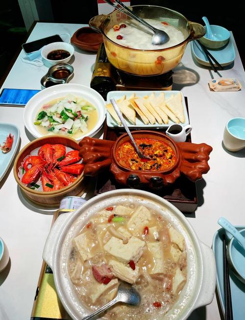 滨江宝龙城美食推荐