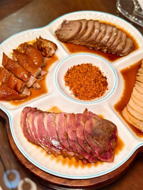 成都衣冠庙附近美食