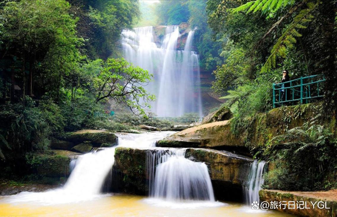 四川省附近的旅游景点