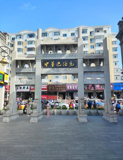 哈尔滨美食街在哪里