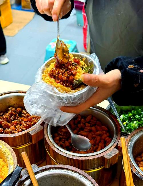 上海大学路美食夜市