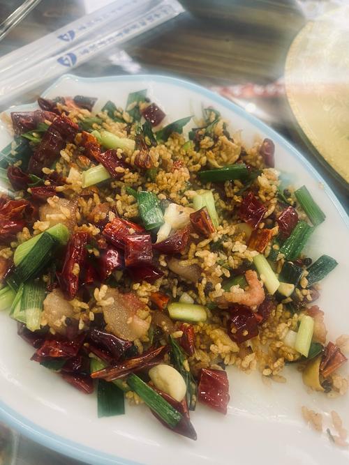 荔波美食街美食推荐