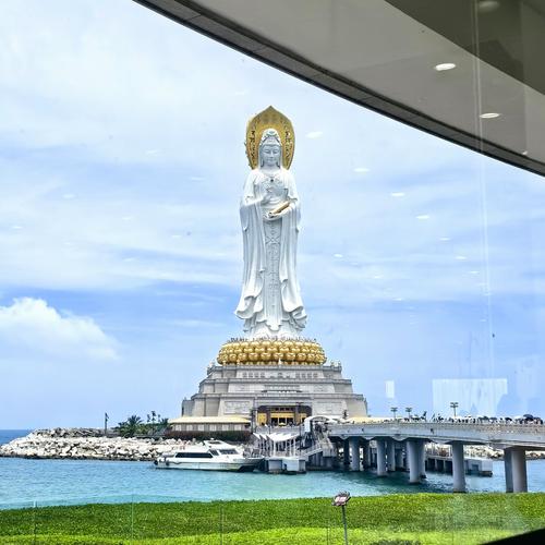 海南岛三亚市旅游景点