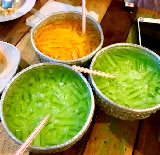 普吉岛芭东海滩美食