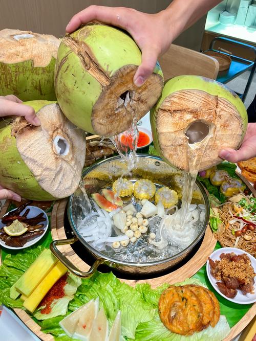 三亚凤凰岛附近美食