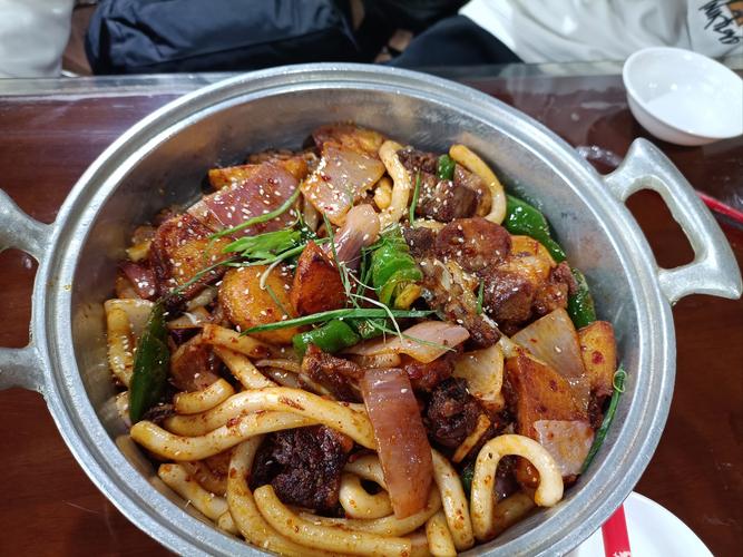 西宁当地人推荐美食