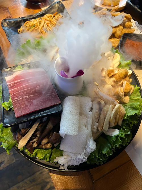 东单地铁站附近美食