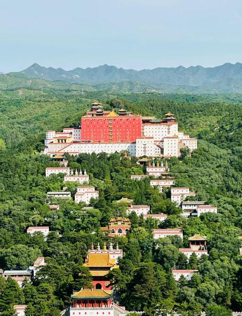 承德旅游景点避暑山庄