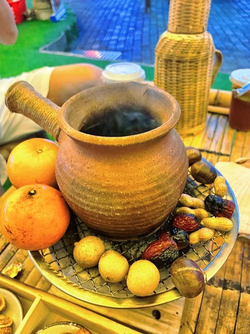 东部华侨城附近美食