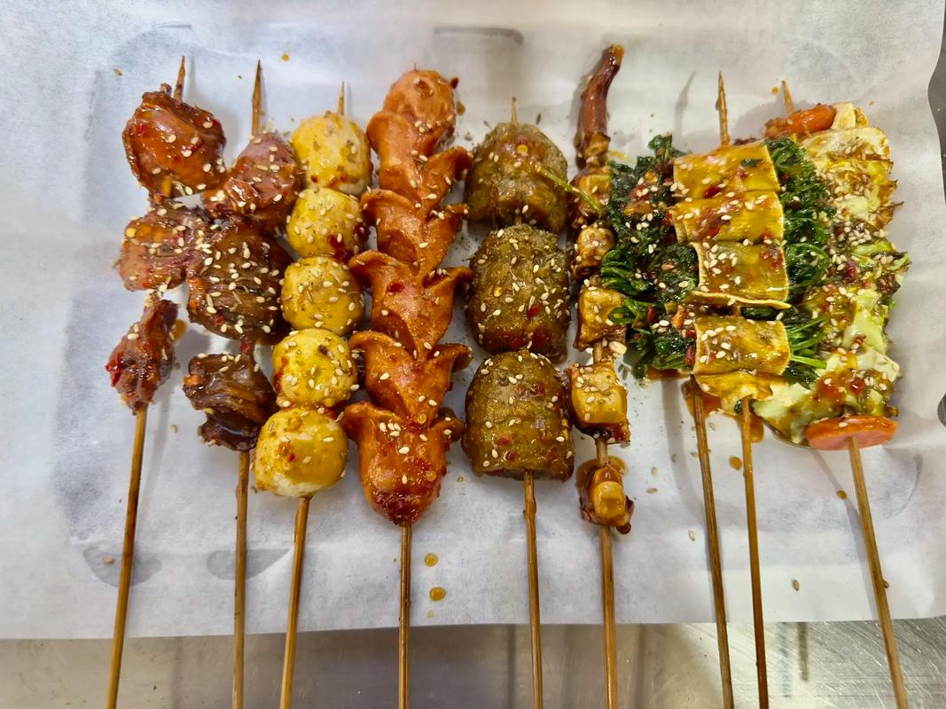 深夜放毒拉仇恨美食