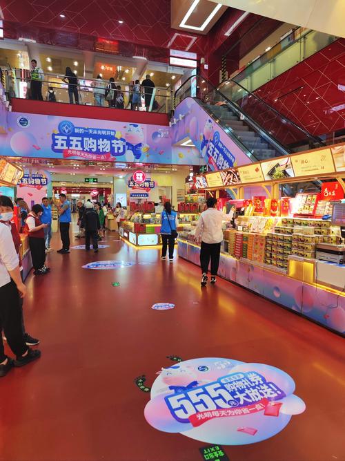 上海大世界美食广场