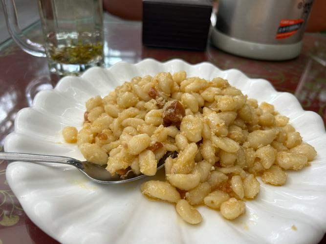 拉萨的特色美食推荐