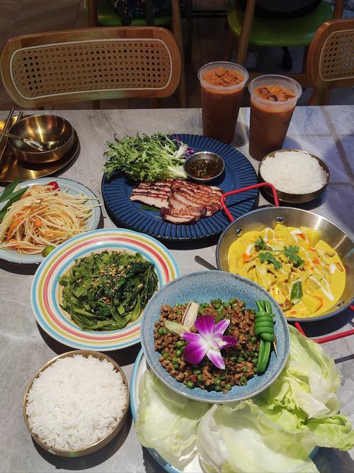 家天下生活广场美食