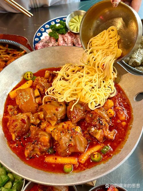 青岛延吉路万达美食