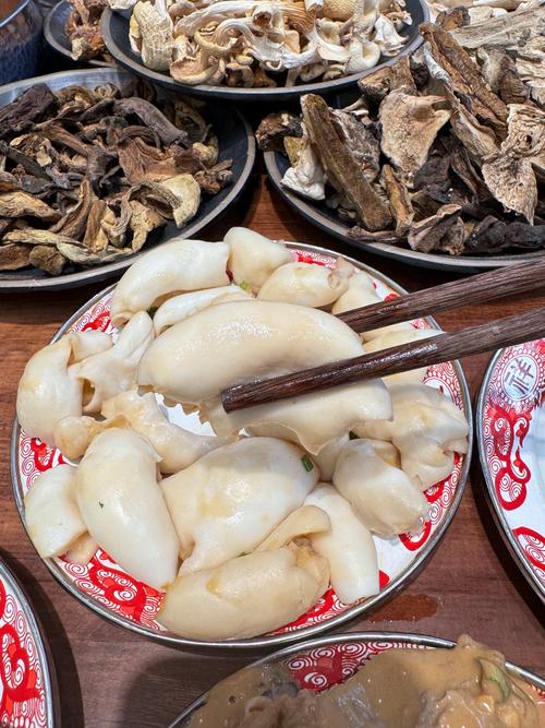 望京地铁站附近美食